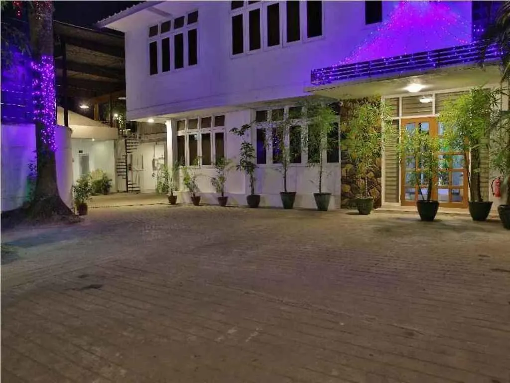 Gasthof Inya Residence Yangon
