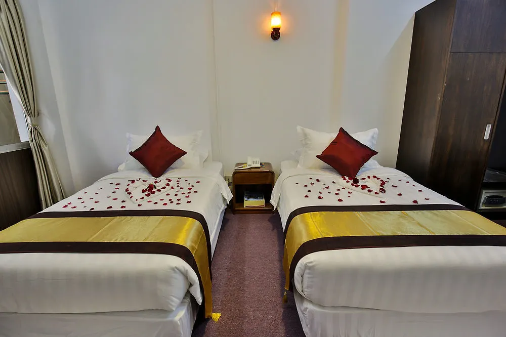 Inya Residence Yangon 2*,  Myanmar